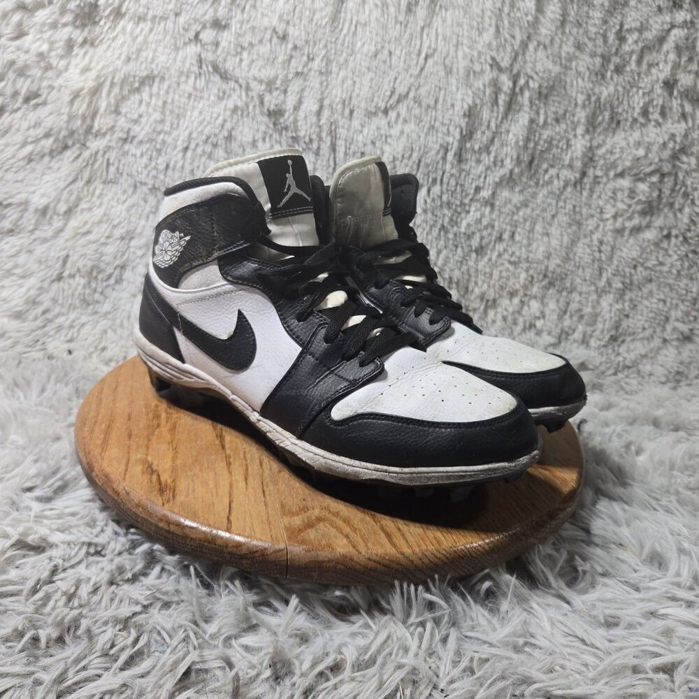 Jordan 1 Alpha Menace Mid Football Cleats Mens 12 White Black Panda FJ6805-100